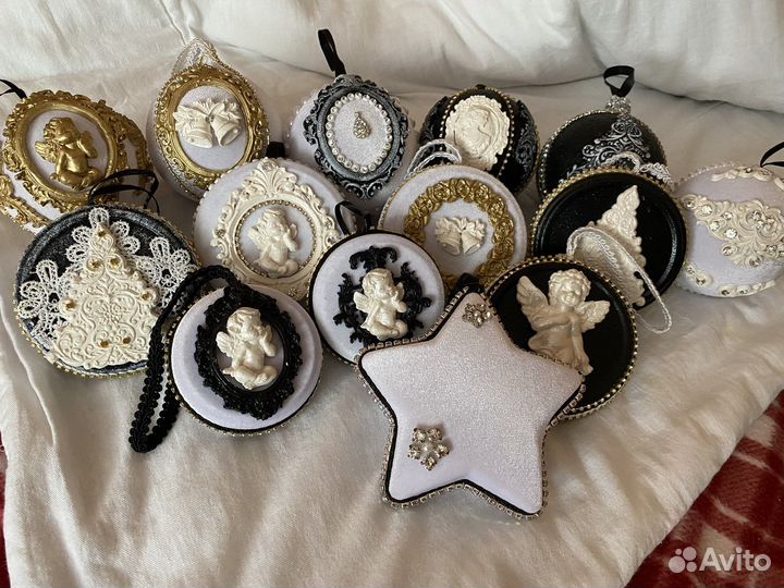 Новогодние игрушки