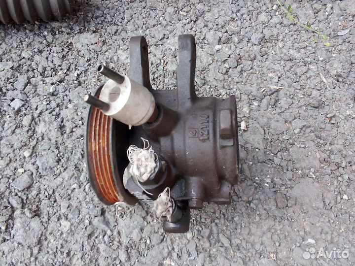 Насос Гур toyota corolla AE103/ E110