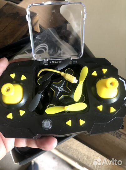 Мини дрон с камерой