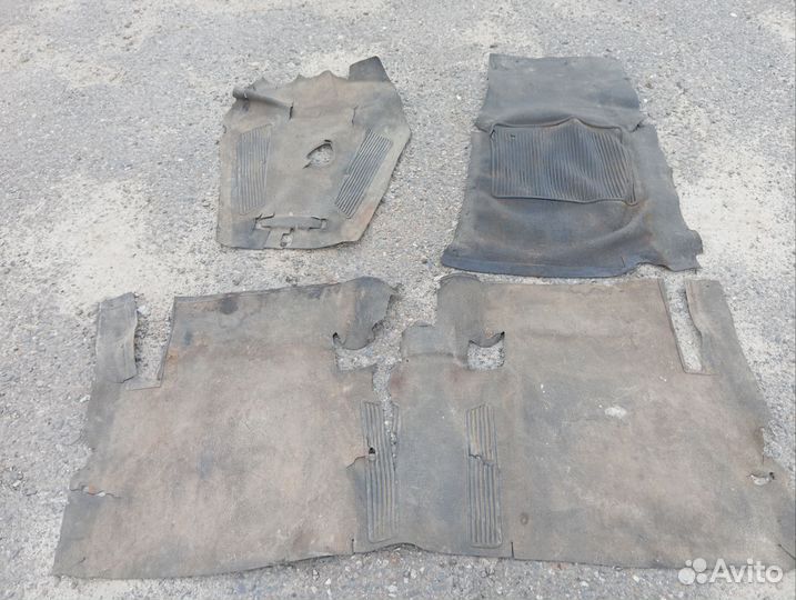 Резиновый ковер ваз 2101