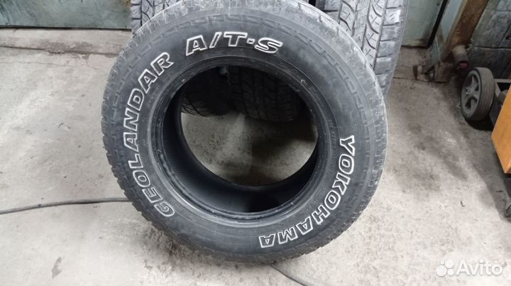 Yokohama Geolandar A/T-S G012 235/70 R16