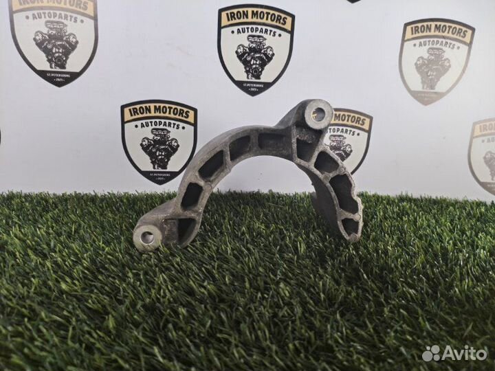 Кронштейн генератора Porsche Cayenne 957 M48.01