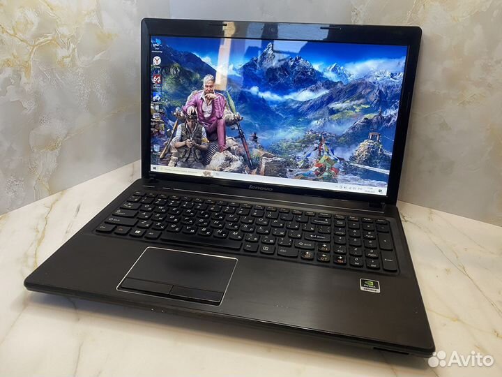 Игровой ноутбук i5/8GB/SSD+HHD lenovo