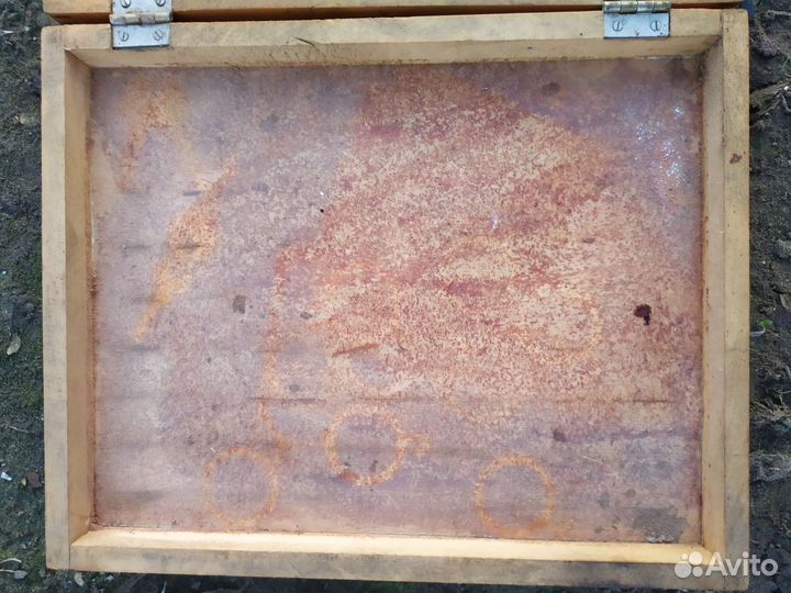 Деревянная коробочка под инструмент