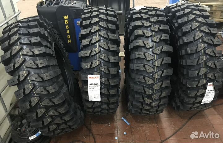 Maxxis M9060 Mud Trepador 325/90 R16