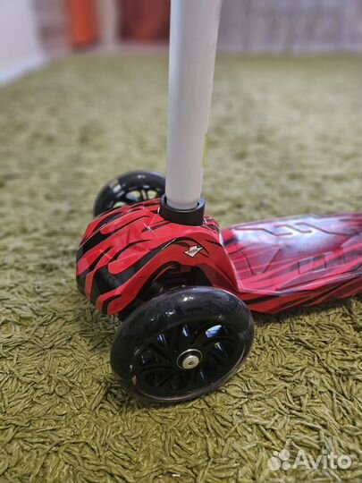 Самокат детский трехколесный