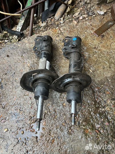 Передние стойки KIA cerato