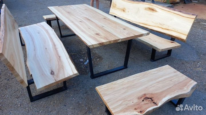 Мебель под старину из массива дерева