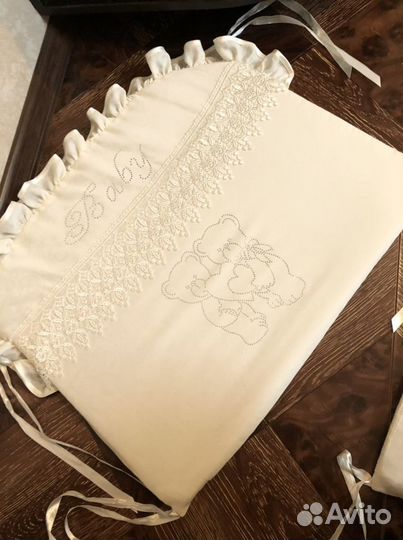 Бортики в кроватку