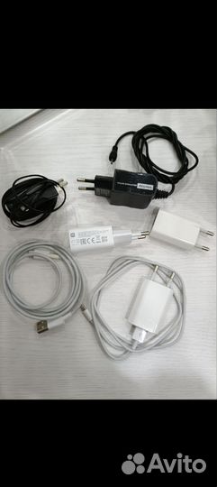 Зарядное устройство для телефона