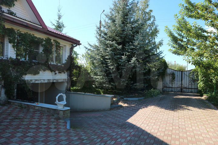 Коттедж 570 м² на участке 41 сот.