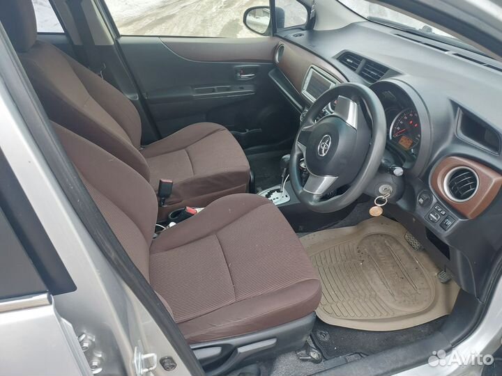 Toyota Vitz 1.0 CVT, 2012, 131 300 км