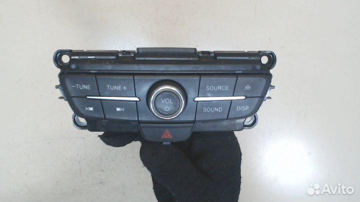 Панель управления магнитолой Ford Focus 3, 2015