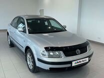 Volkswagen Passat 1.6 MT, 1998, 375 588 км, с пробегом, цена 350 000 руб.