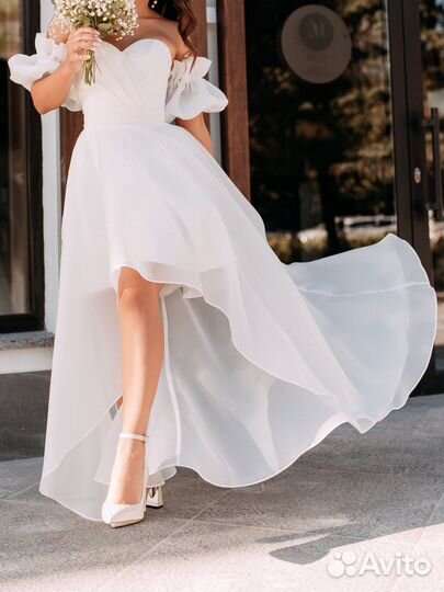 Свадебное платье 42