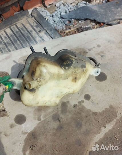 Расширительный бачок Хонда cr v3