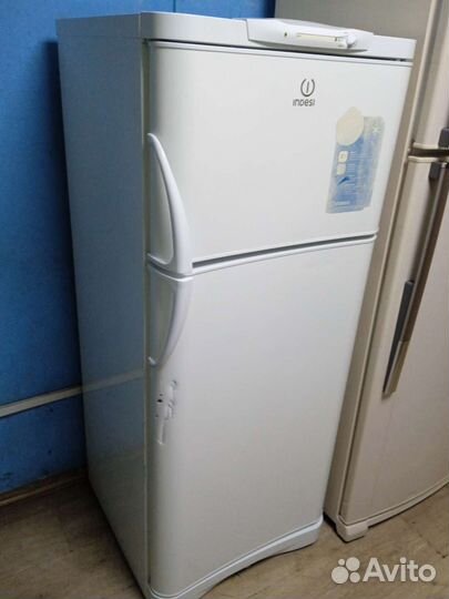 Холодильник бу маленький