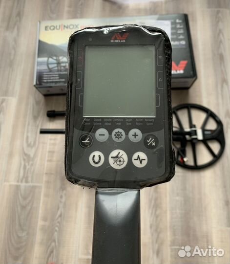 Металлоискатель Minelab Equinox 800