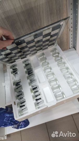 Алкошахматы (шахматы со стопками)