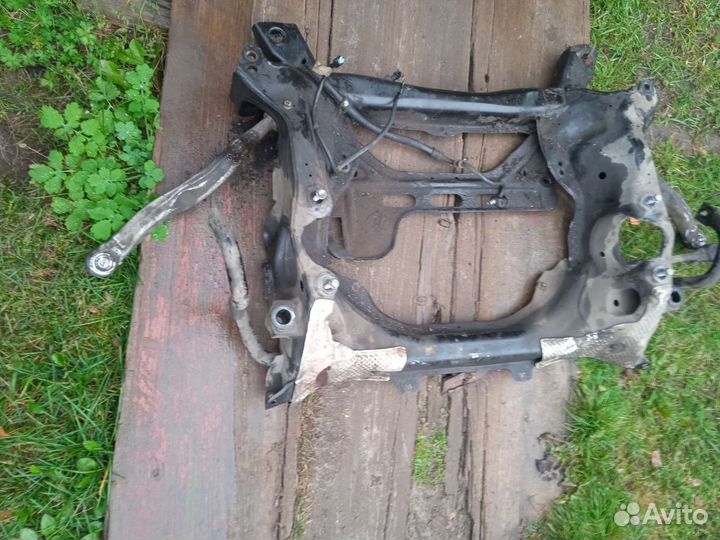 Подрамник передний Mercedes E class W212 2009-2016