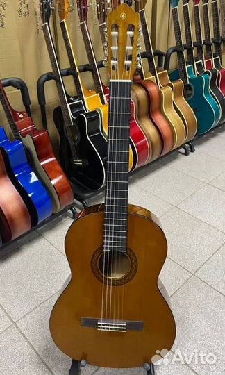 Классическая гитара Yamaha С40