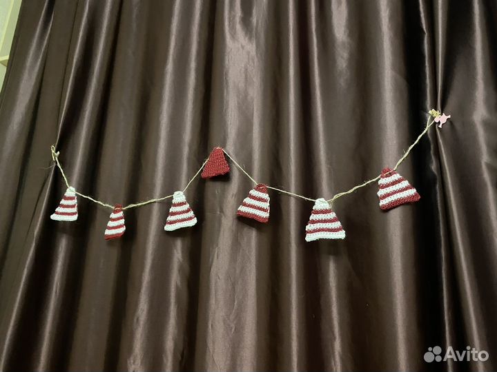 Гирлянда вязаная на новый год