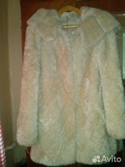 Красивая шубка мутон
