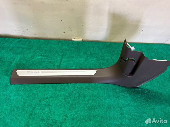 Накладка на порог передняя левая Audi A8 4H D4 6.3