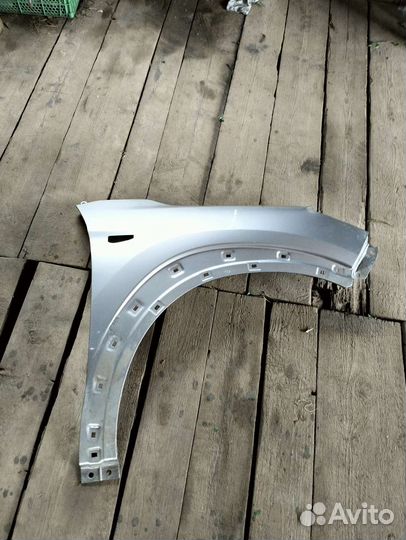 Продам правое крыло на hyundai tucson 3поколения