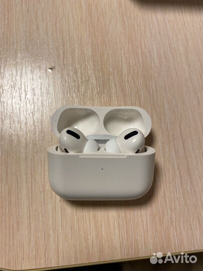 Беспроводные наушники apple airpods pro 1
