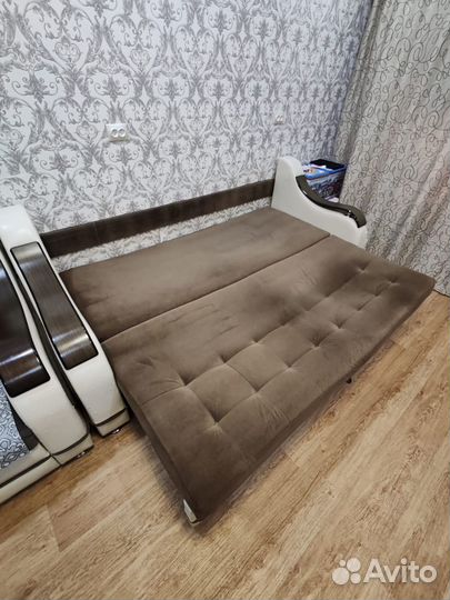 Продам диван и кресло