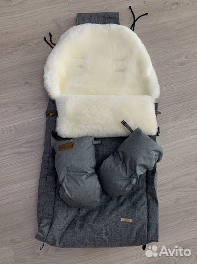 Конверт из натурального меха в коляску с варюшками