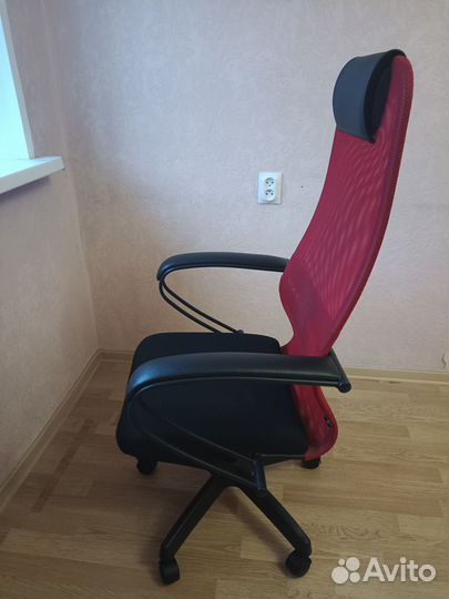 Компьютерное кресло