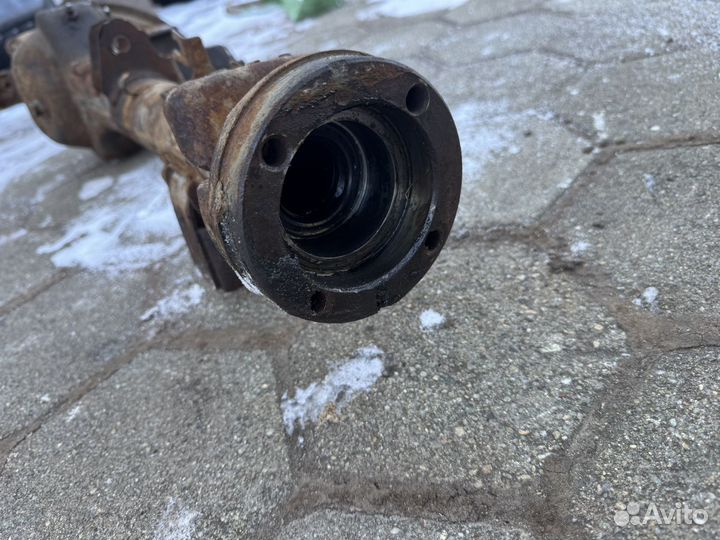 Чулок заднего моста нива