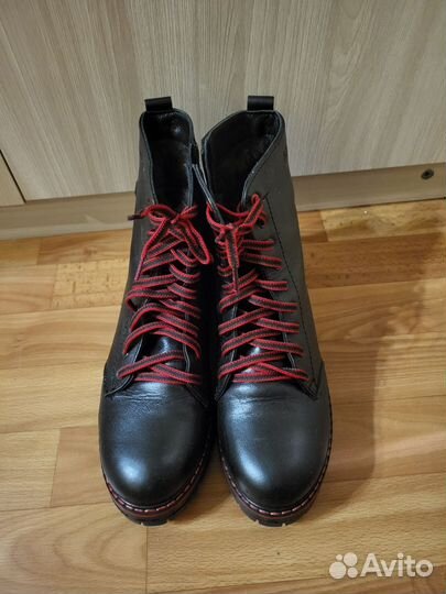 Продам зимние ботинки из натуральной кожи