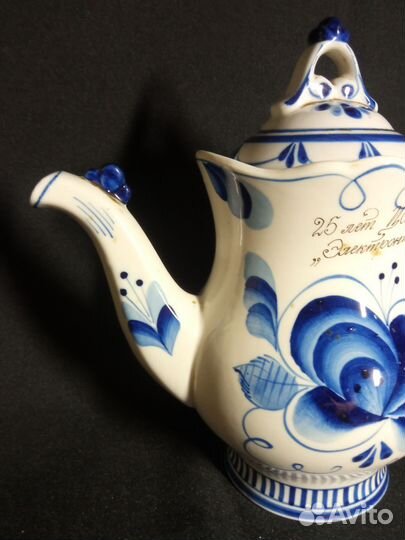 Заварочный чайник. Гжель