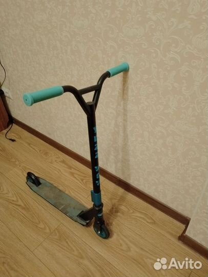 Трюковой самокат