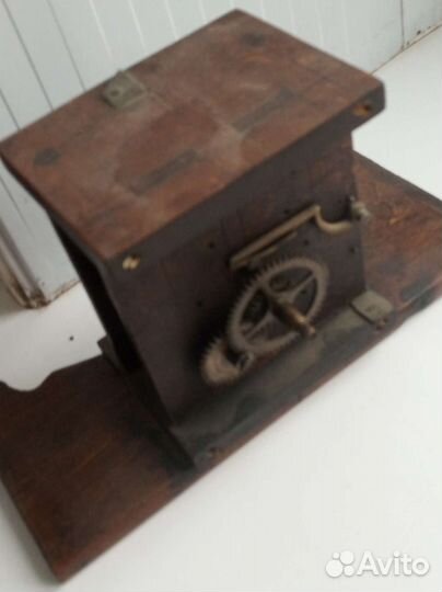 Механизм от часов Мозер