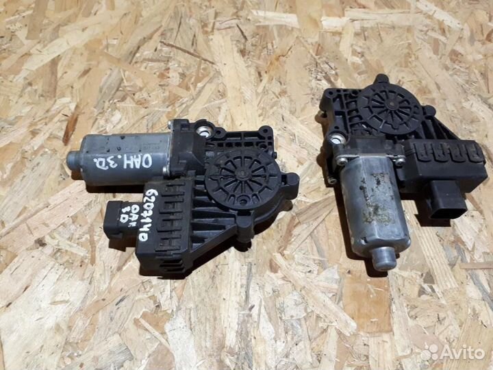 Моторчик стеклоподъемника Opel Astra H 2004-2014