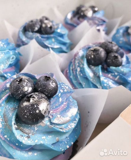 Торты на заказ, Горящие шоу-торты, Бенто, Капкейки