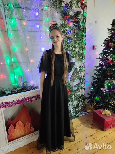 Вечернее платье