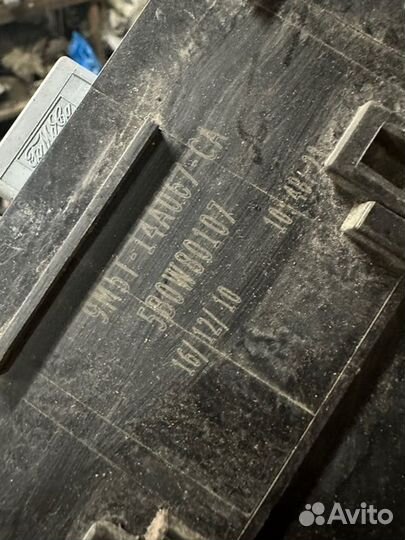 Блок предохранителей Ford Focus