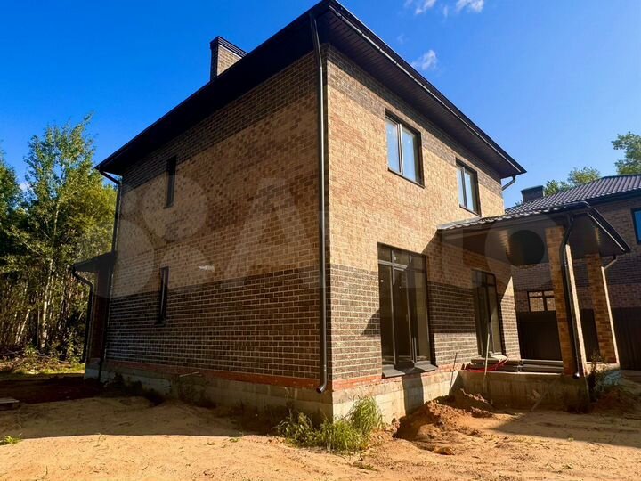 Коттедж 140 м² на участке 4,5 сот.