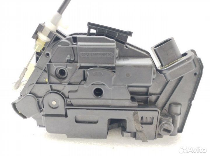 Замок двери задний правый Volkswagen Tiguan 1 2.0