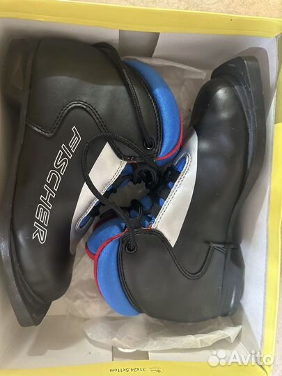 Лыжные ботинки fisher