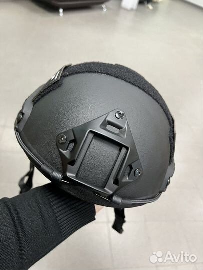 Военный шлем тактический