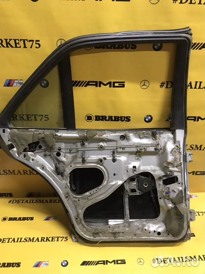 Дверь боковая задняя левая Mercedes-Benz W140