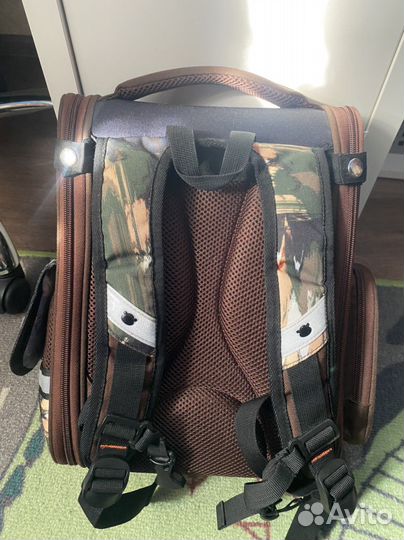 Рюкзак школьный