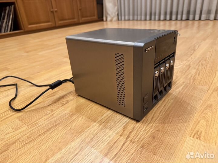 Сетевое хранилище qnap 419