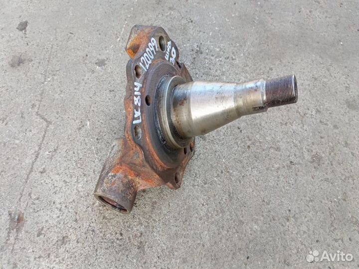 Кулак поворотный передний Mercedes Lk 814 OM366A